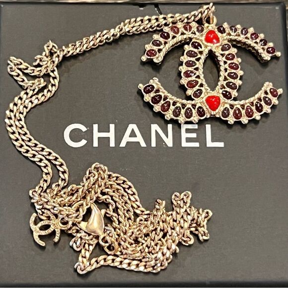 Chanel Vintage Metal & Gripoix CC Necklace - Picture 1 of 7